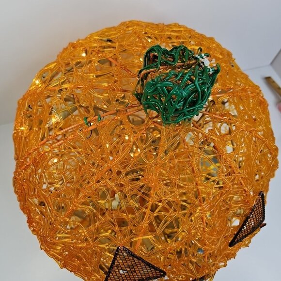 1970s Halloween Spun Spaghetti Lucite Plastic Pumpkin Jack O Lantern Read - Picture 4 of 14